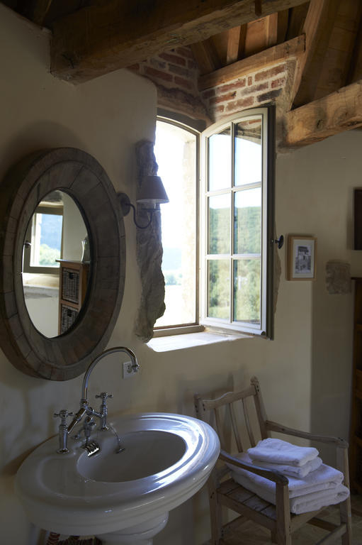 Bed and Breakfast Mas De Garrigue Calvignac Zimmer foto